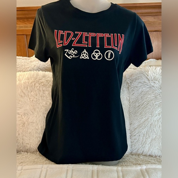 Bay Island Tops - Bay Island Black Led Zeppelin Short Sleeve Tee Sz L